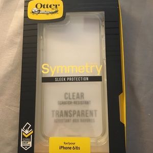 Otterbox clear IPhone 6/6s case
